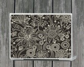 Black and White Doodley Flowers Laptop Cover