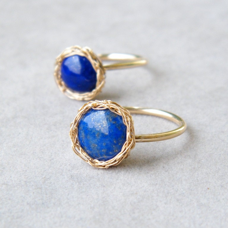 SALE 30% OFF - Blue Lapis Lazuli Ring, Crochet Gold Filled Wire, Size 7