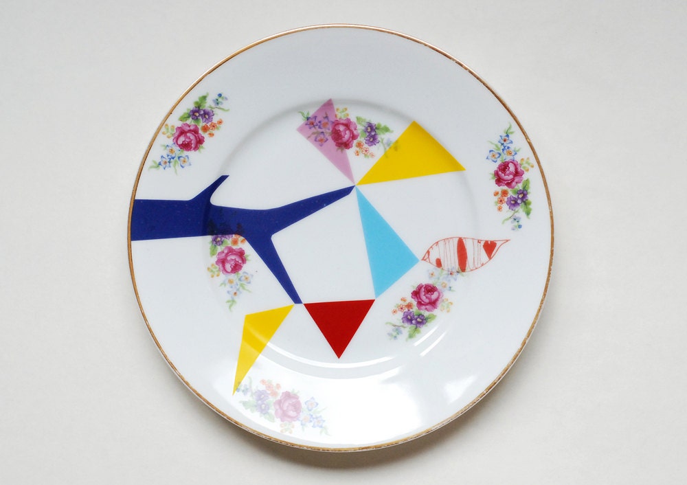SALE Branch and triangles colorful breakfast plate