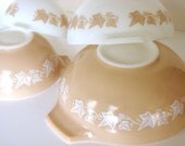 Vintage Pyrex Sandalwood Cinderella Bowl Complete Set
