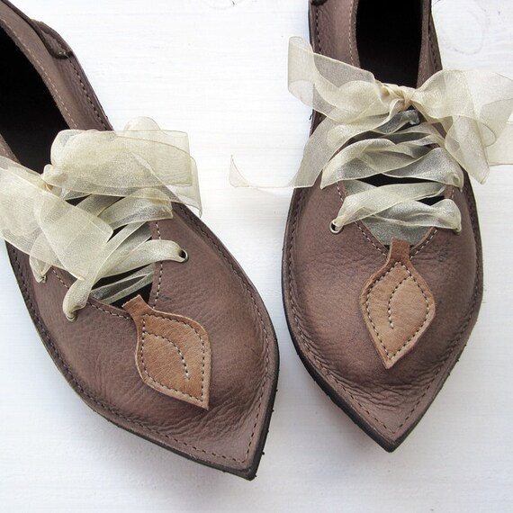 Size 5, handmade leather fairytale shoes, Wild Oak leather, SPRITE 1861 by Fairysteps