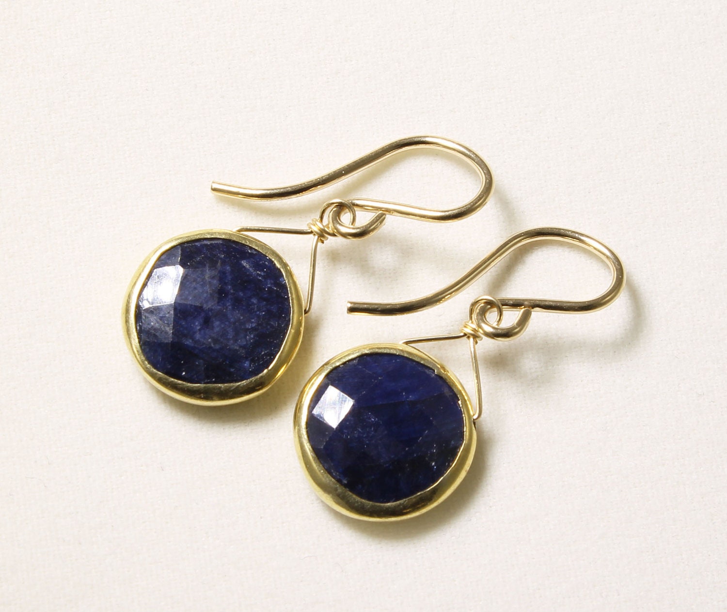 Precious Gem Sapphire Earrings 18k Gold Bezel Set
