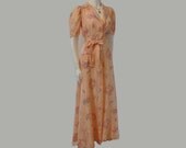 30s gown / Pink Lady Love Vintage 1930's Dressing Gown Robe