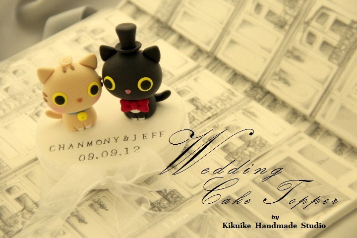 lovley kitty and cat bride and groom wedding cake topper