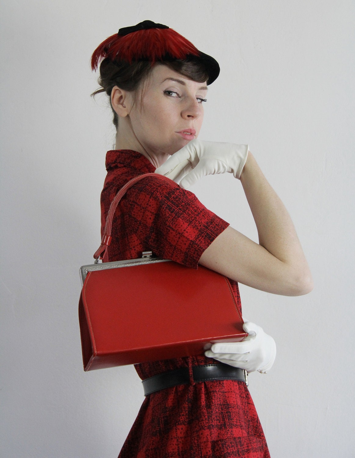 Vintage 60s Purse . Red Vinyl . Vegan . Hand Bag . Silver Metal Frame . 1960s