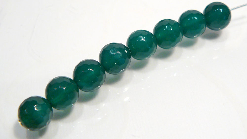 8 Beads...Green Agate Faceted Round Gemstone Beads...8mm...BB
