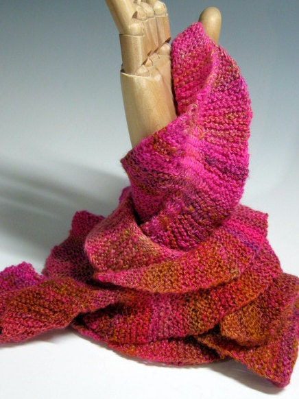 Knitted Ruffle Scarf: Ziva