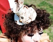 Aurèle - OOAK Mini Top Hat Fascinator Clip in Cream and Caramel Silk