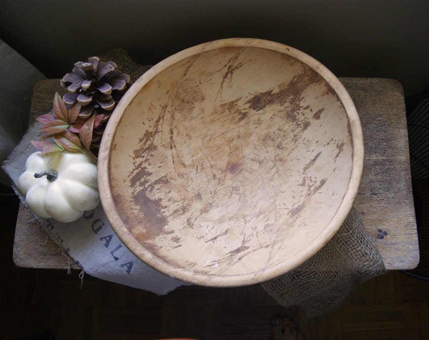 Rustic Woodenware Bowl with Carved Pinecone and Pine Needles - susantique