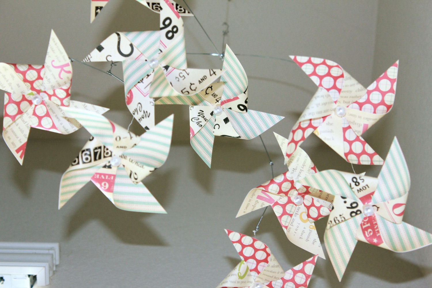 Spinning Pinwheel Mobile : 5 AND DIME