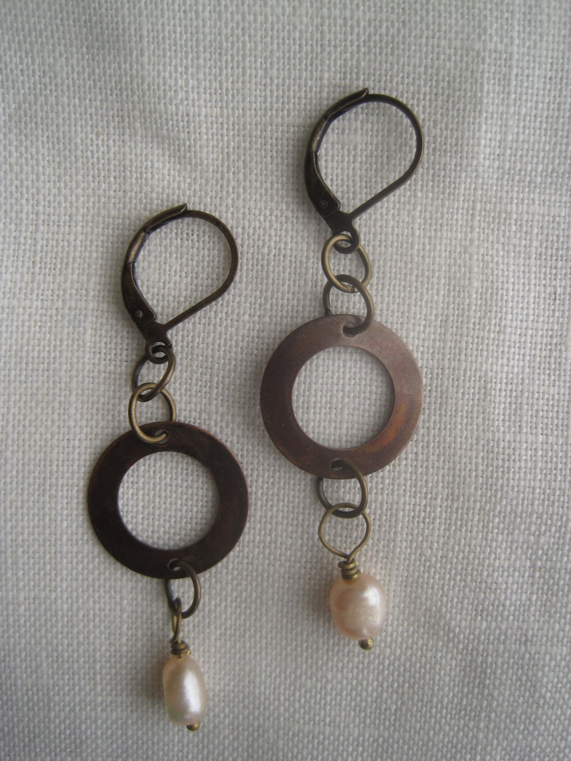 O earrings - soft pink pearl