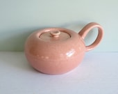 Russel Wright American Modern Sugar Bowl in Coral by Steubenville Pottery