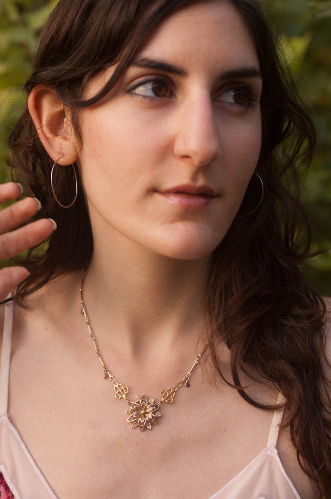 Necklace - Delicate Gold Chain with Filigree- Modern Vintage Bridal - Flower vine - One of a Kind - Art Deco