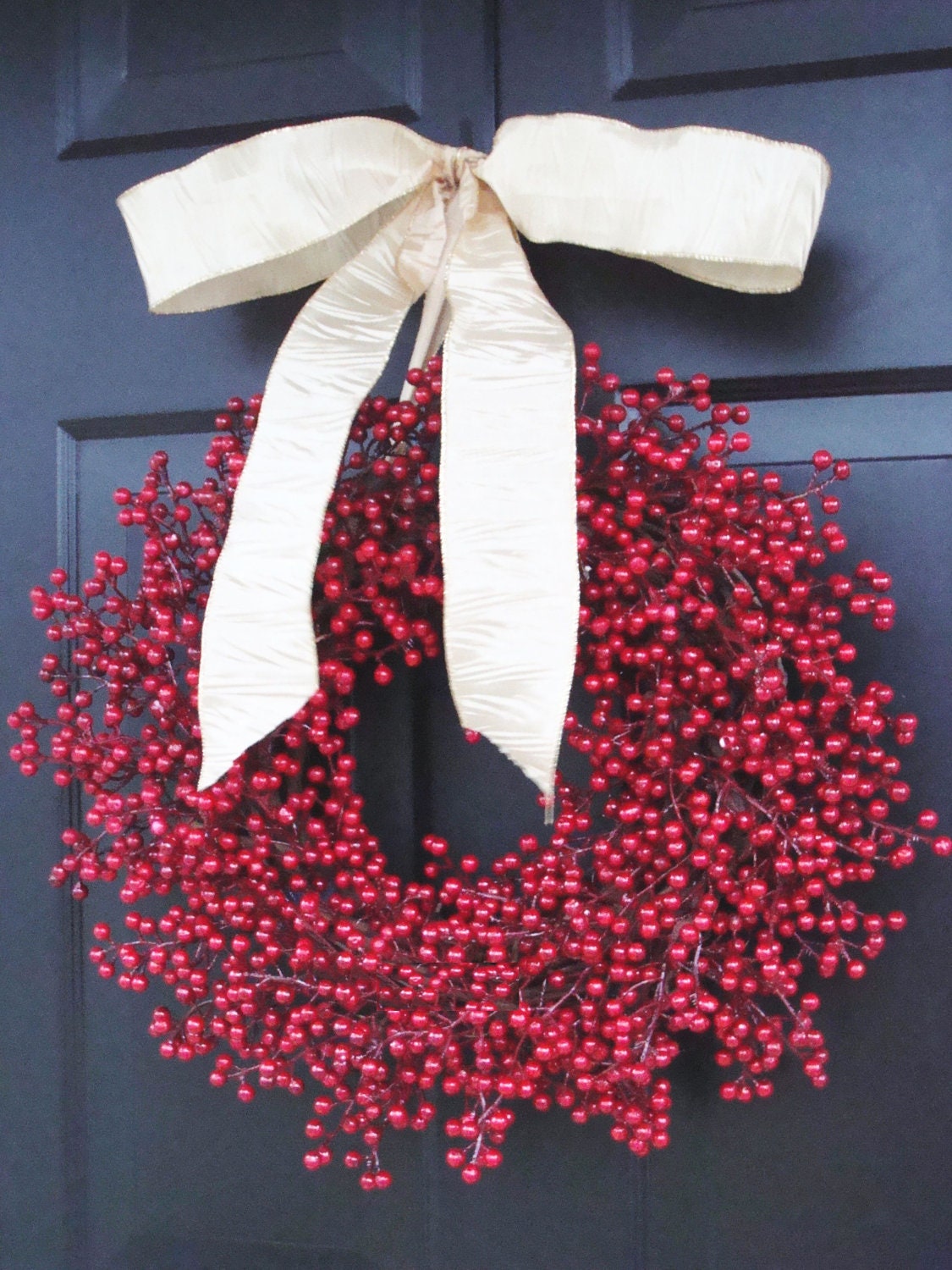 Happy Holidays Christmas Wreath, Holiday Wreath, Christmas Home Decor, Hydrangea Wreaths, Front Door Wreath, BLACK ETSY Promo
