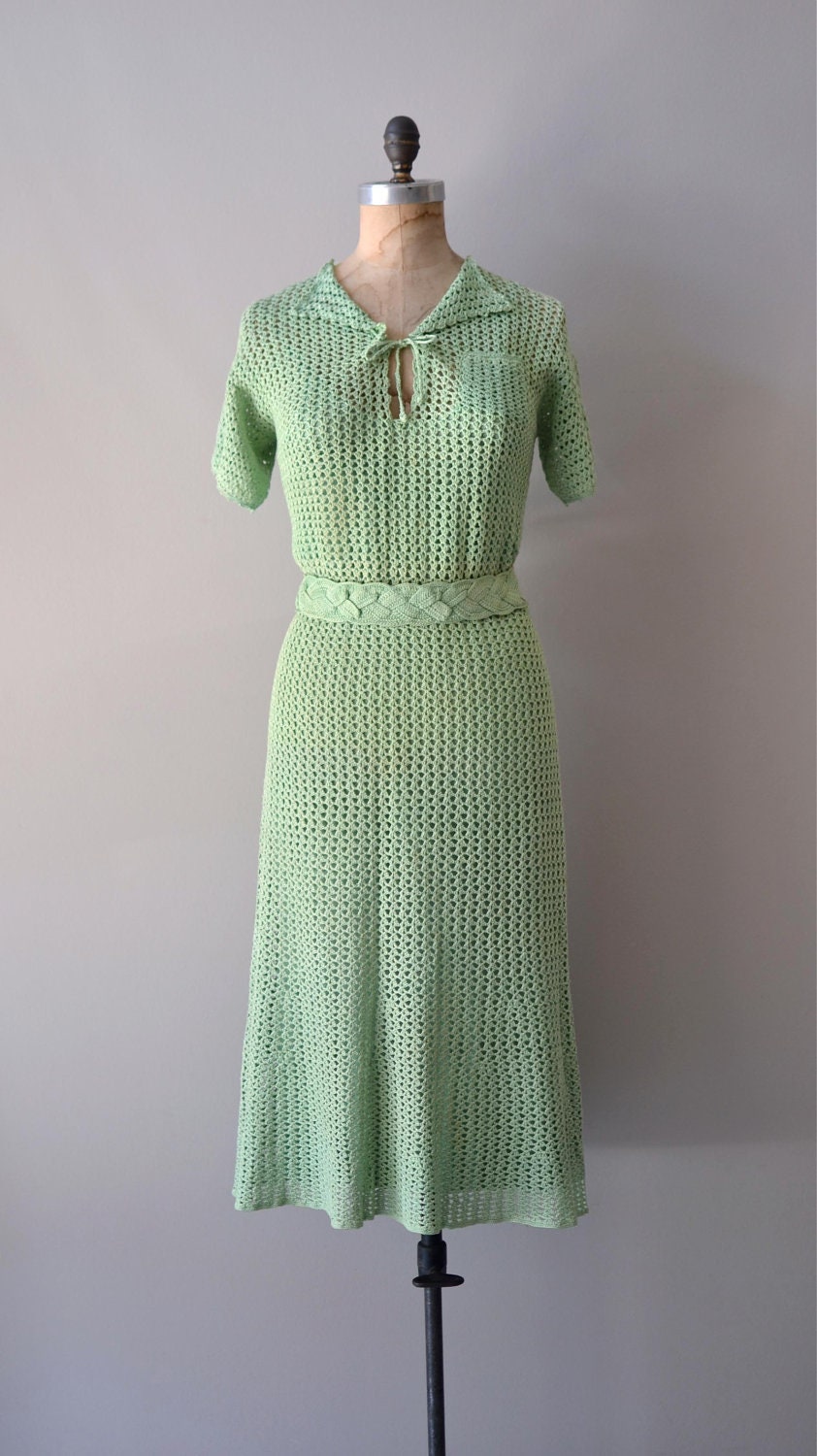 r e s e r v e d...1930s crochet dress / 30s knit dress / Cloverdale dress