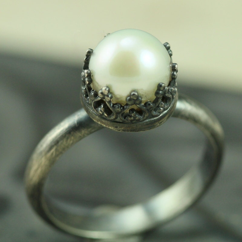 Pearl and Sterling Silver Ring - 8-8.5mm Pearl