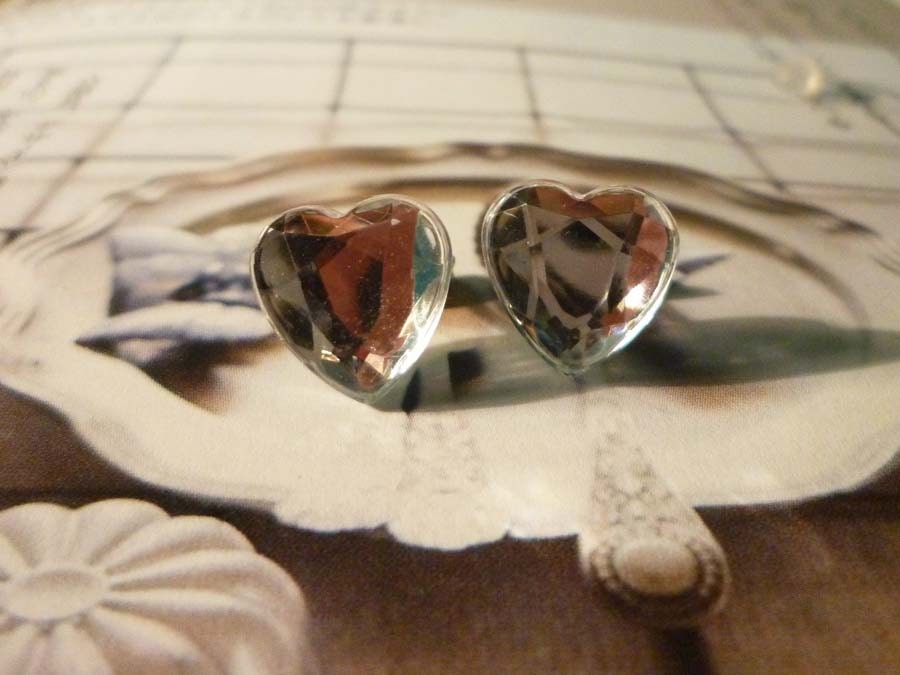 Mini Diamond Heart Stud Earrings