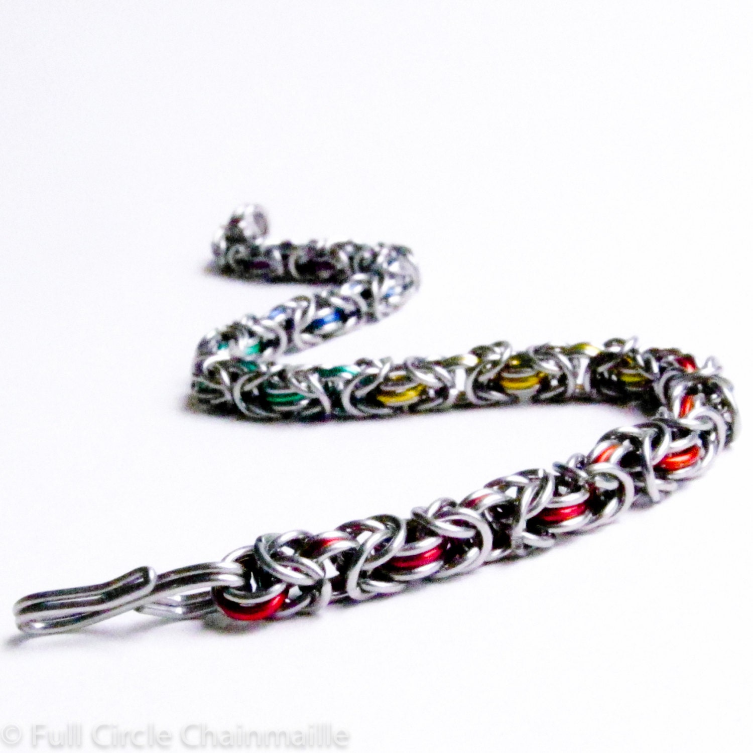 Chainmaille Bracelet - Thin Rainbow Byzantine