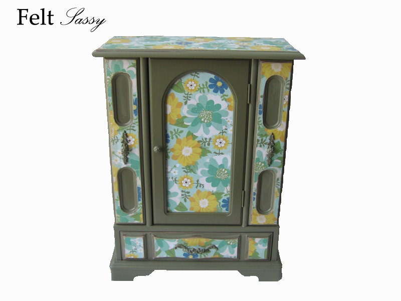 Refurbished Jewelry Box Large - Green Daisy - by FeltSassy