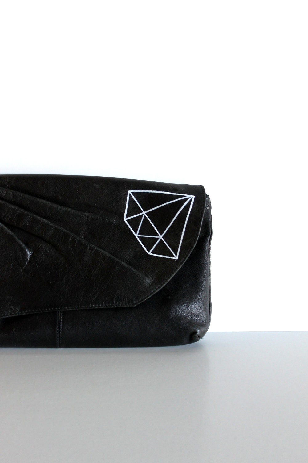 Shine - VINTAGE black CLUTCH with hand painted diamond