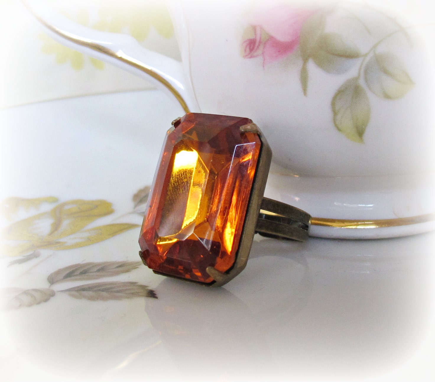 Cognac Estate Style Cocktail Ring. Vintage Glass Jewel. Topaz Brown Amber. Statement. Glam It Up