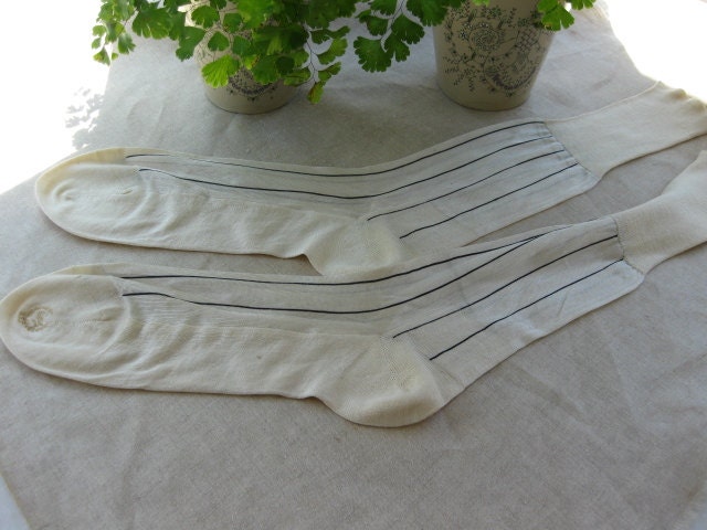 Vintage 1930s Men's Black and White SILK Socks...Groom Socks....Wedding Socks...New Old Stock...Never Worn....Steampunk...The Great Gatsby