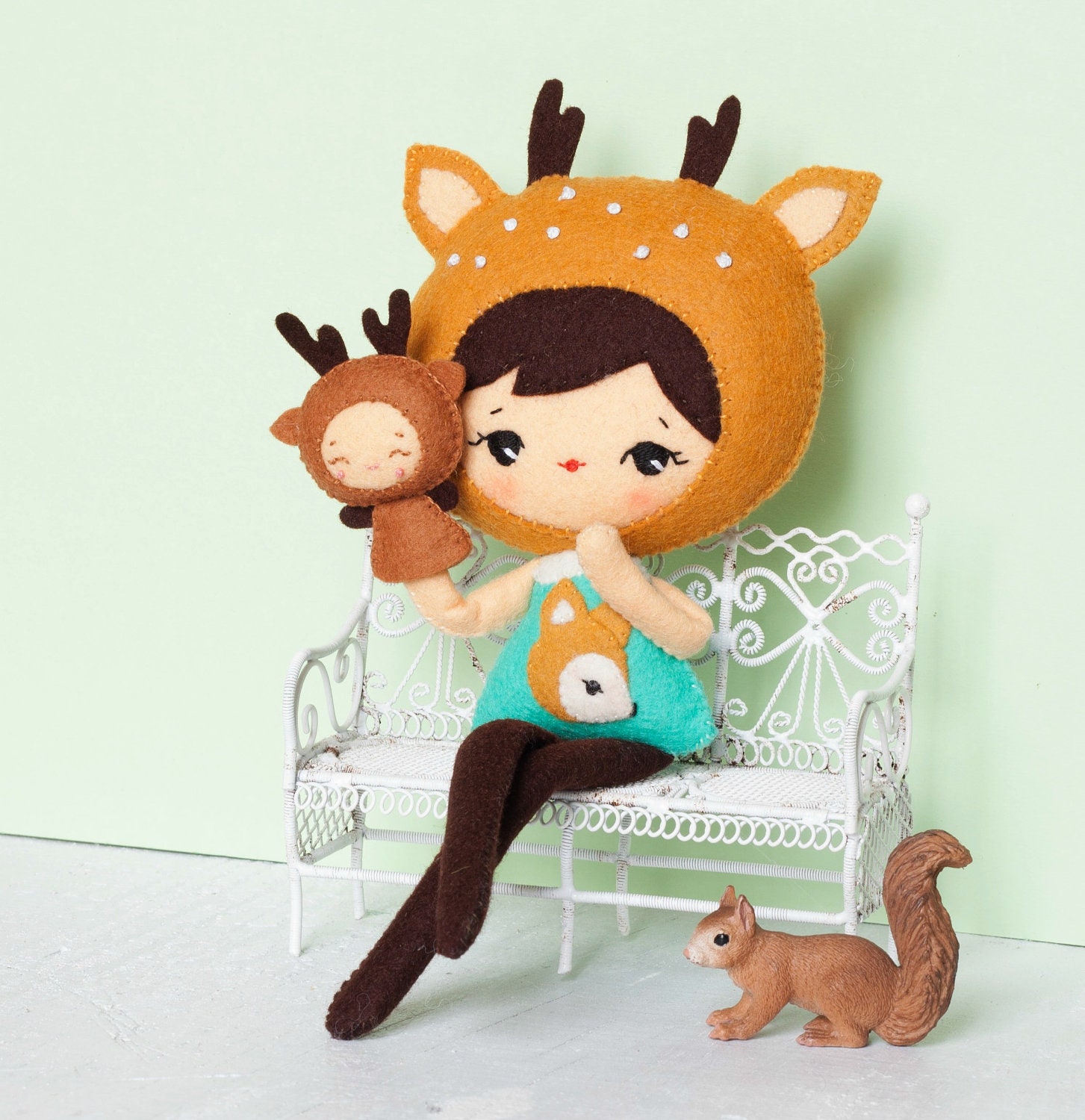 PDF. Deer girl with puppet .Plush Doll Pattern, Softie Pattern, Soft felt Toy Pattern.