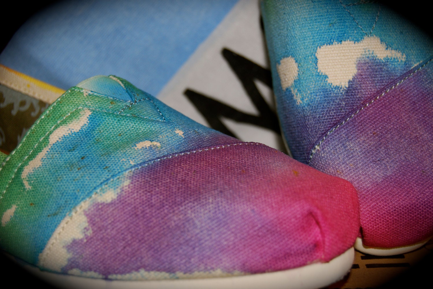 Tie Dye TOMS