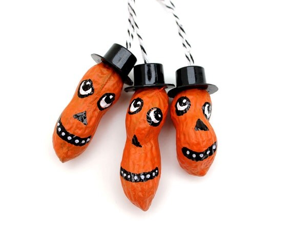 3 Halloween Jack o Lantern Peanut Ornaments - whimsical folk art, Halloween decor, hand painted peanuts