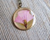 Dried Pressed Flower Necklace Botanical Jewelry Pressed Geranium Plant Flower Pink Resin Garden Lover Gift