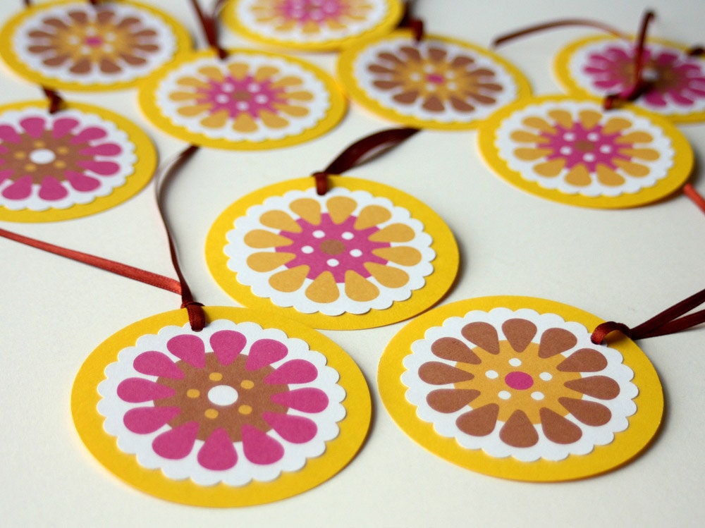 Chocolate Box Daisy Deluxe Gift Tags - set of 10 - original contemporary design, warm orange, pink, chocolate brown and golden yellow
