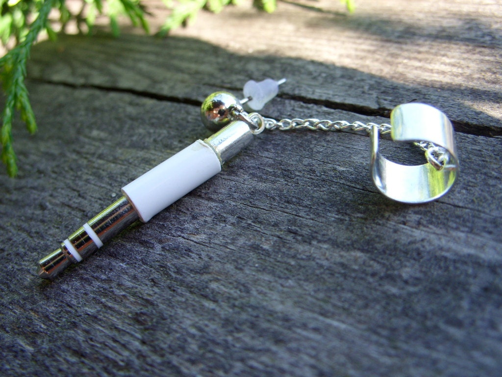 ear cuff earring iPod mini jack earring apple geek jewelry mac white grey upcycled recycled geekery for her geeky girl apple jewelry