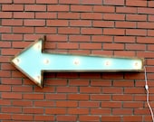 Arrow Marquee Light // Large // Blue