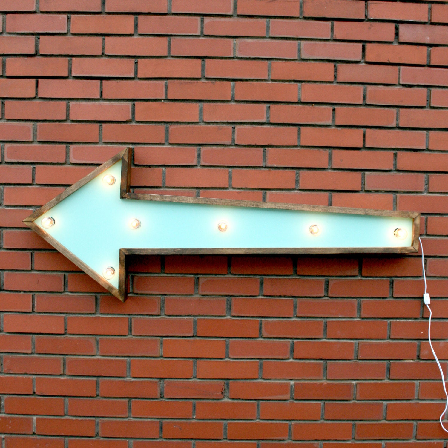 Arrow Marquee Light // Large // Blue