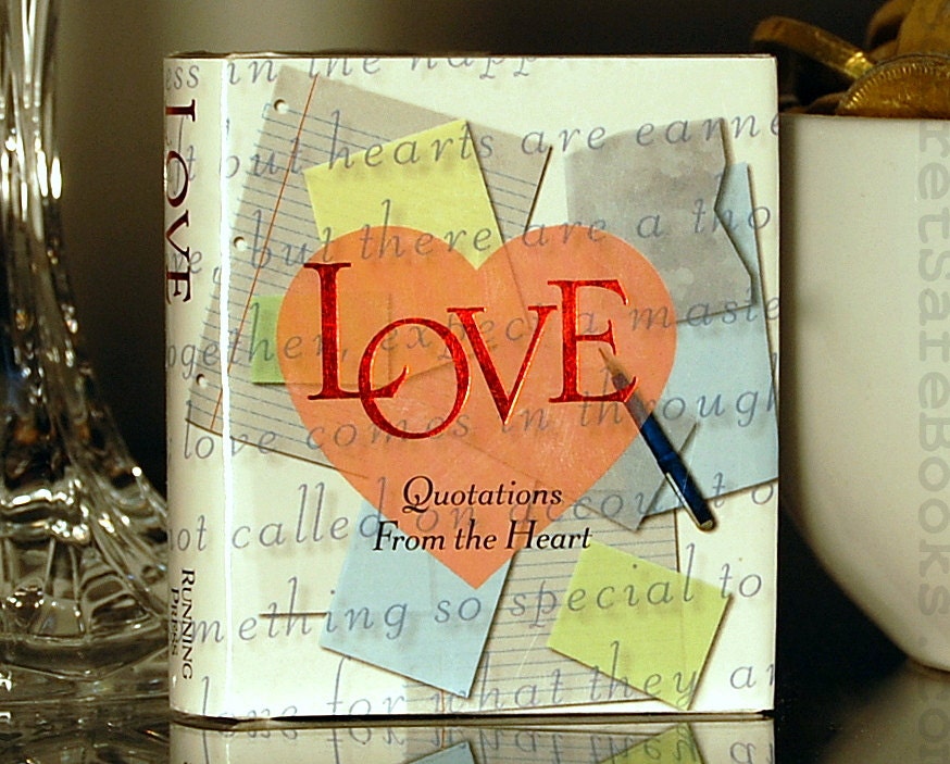 Hollow Book Safe Mini (Love Quotations from the Heart)