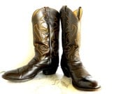 Justin Cowboy Boots // Chocolate Brown Leather (11 1/2 D)