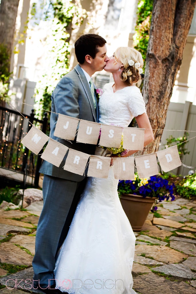 JUST MARRIED photo prop