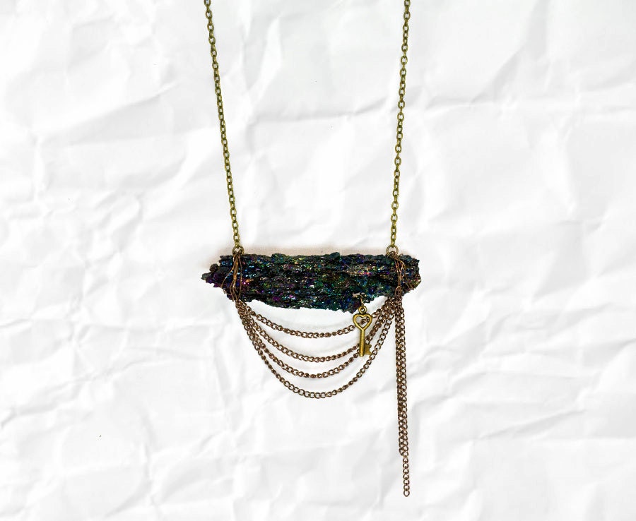 Stone necklace with layered chain - chandelier, key charm, antique brass, sparkling stone, statement necklace, nature