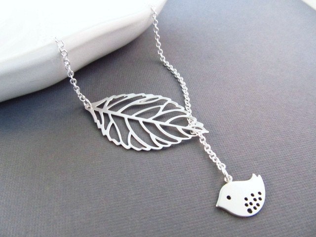 Leaf and Bird Necklace, Silver Pendant,  Lariat Necklace, Spring Wedding, Bridesmaid Necklace, Everyday Jewelry, Gift for Mom
