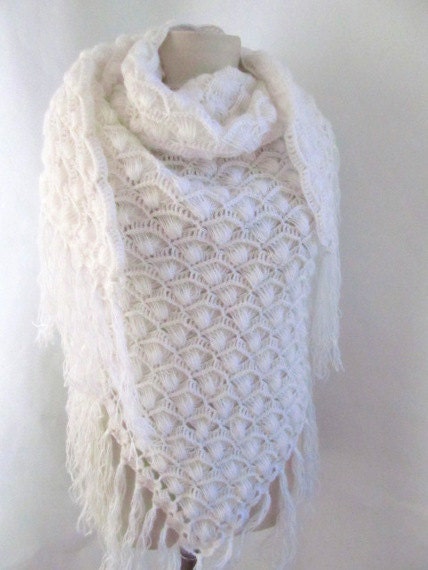 Crochet  WHITE Shawl...wedding bridal shawl.knitting, fashion,shrug,stole, capelet, cream, women, scarflette,