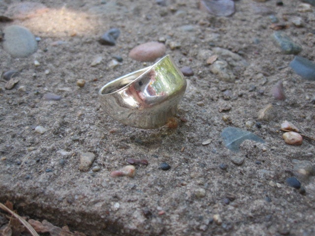 Modern Vintage Sterling Ring - Size 8