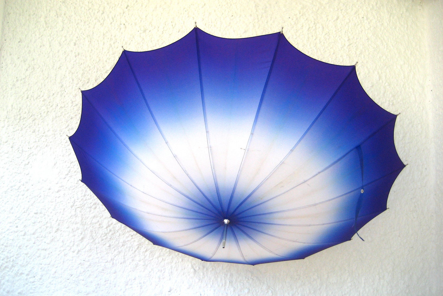 Vintage Blue Color Fading Umbrella // 1960s