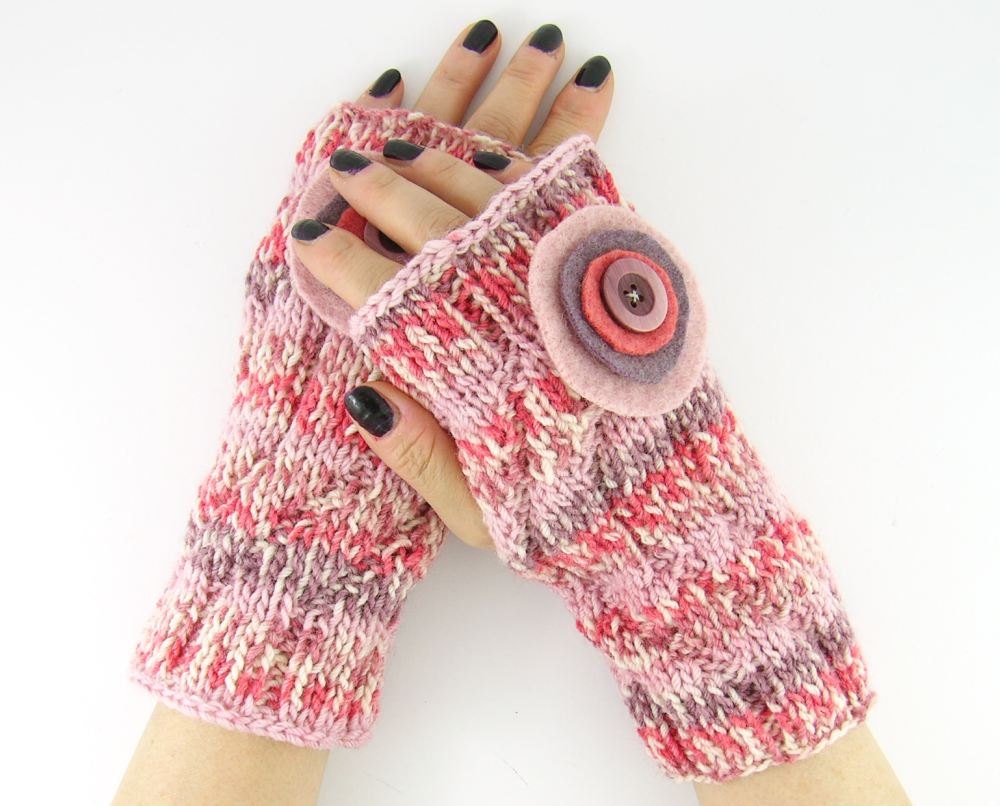 knit fingerless mittens fingerless gloves wrists warmers gauntlets merino baby wool pink purple felt applique therougett curationnation - piabarile