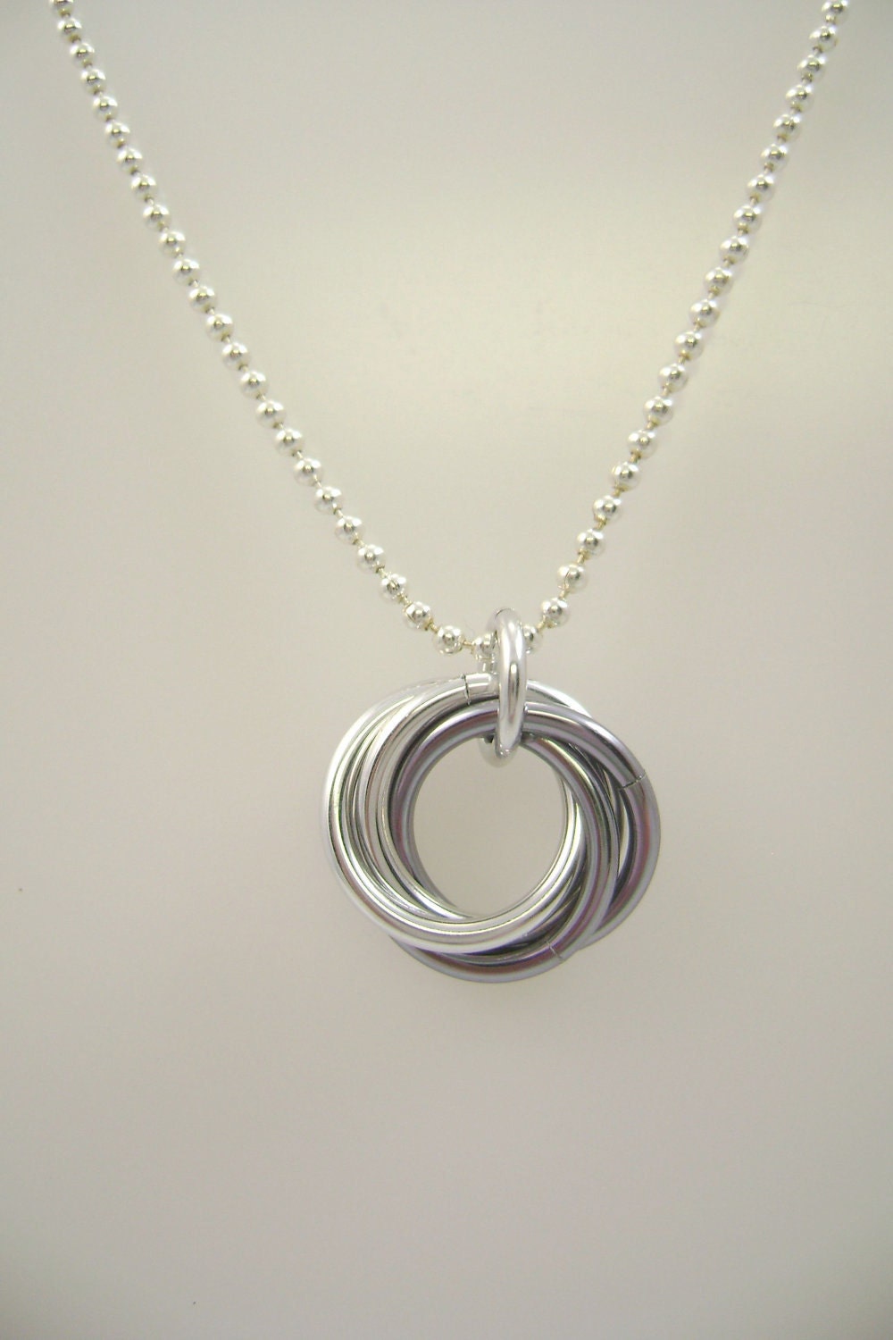 Simple Flower Necklace Pendant Silver Gray Eternity Circle Chainmaille Chain Maille Chainmail