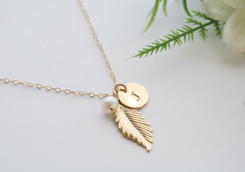 Gold Feather Necklace,Initial necklace,Custom initial birthstone,Fall Wedding,Bridesmaid gifts,Wedding,Birthday, Everyday jewelry