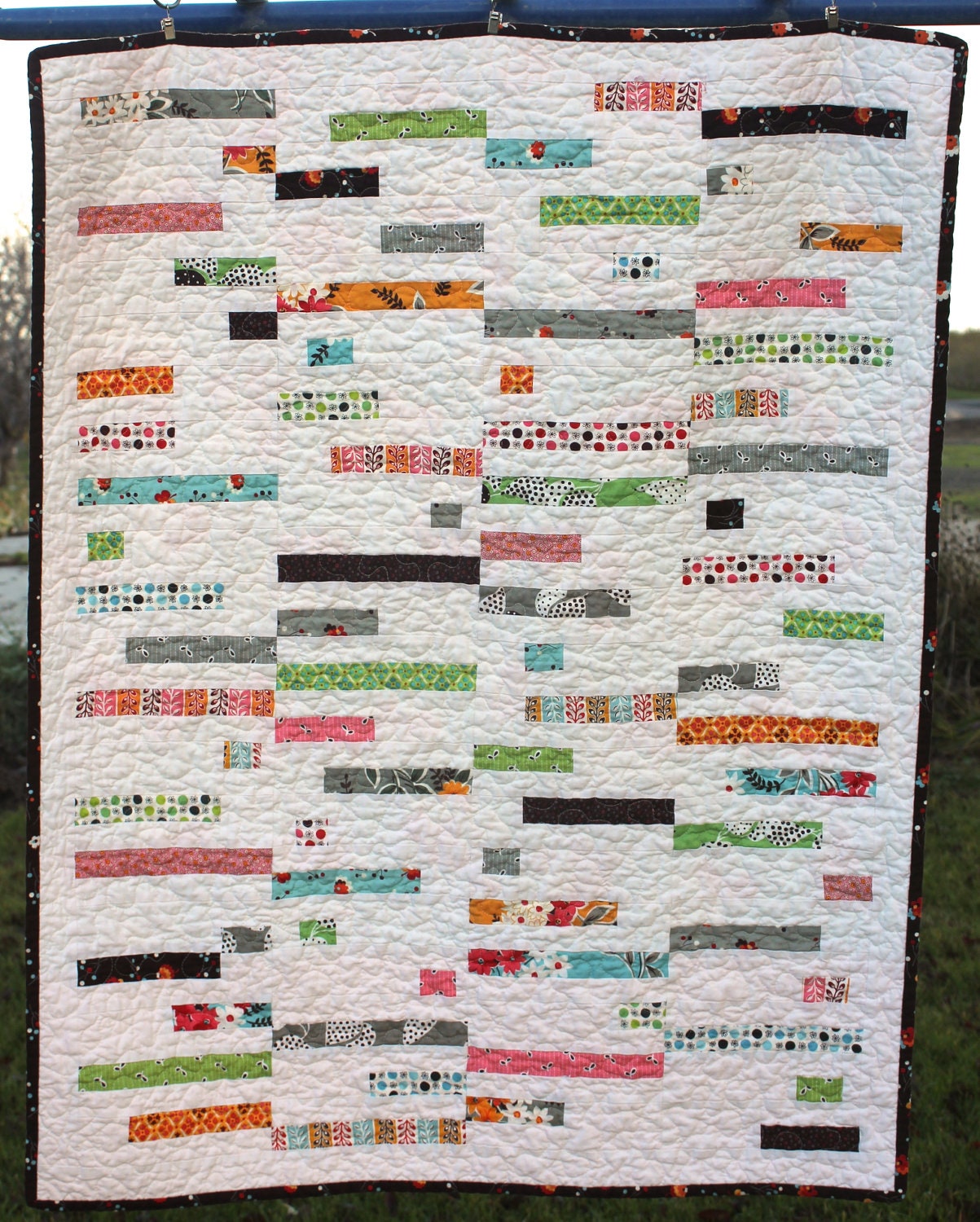 QUILT, Modern Stripes Baby Crib Quilt in Flea Market Fancy