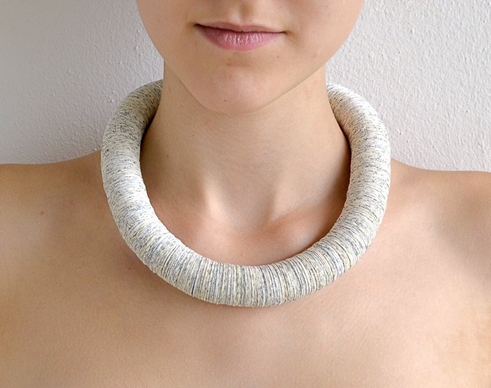 Statement Necklace CARTA - made of Book Pages