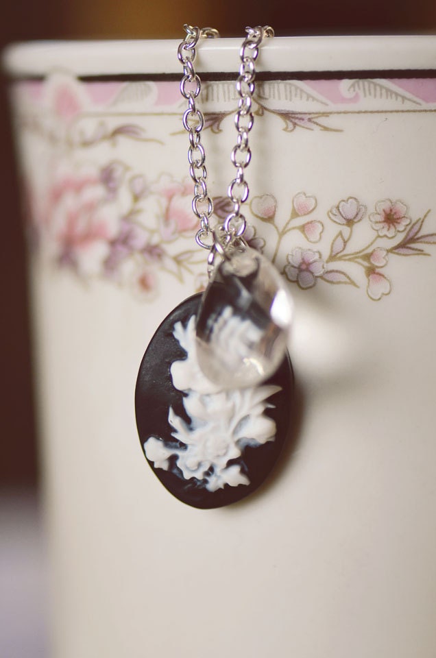 Evangeline Silver Floral Cameo Necklace