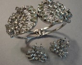 Vintage Clamper Bracelet Set with Earrings is in a silver tone metal with clear rhinestones Juliana kramer beaujewels unsigned