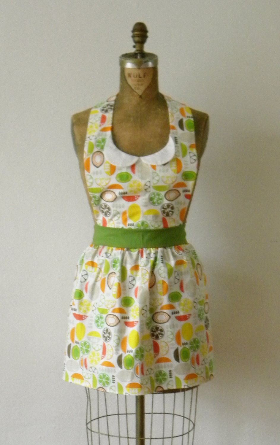 Womens Retro Gidget Full Apron Fruit Print